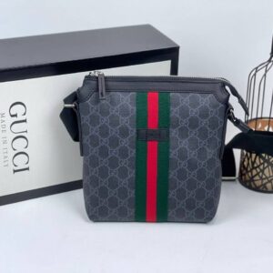 Gucci Supreme Webstripe Canvas Messenger Bag