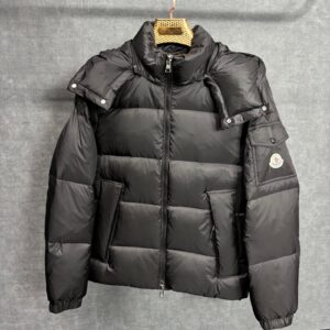 Moncler couyere puffer black + NFC, High Quality