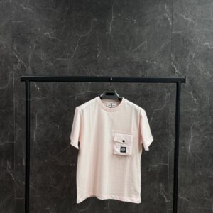 Stone Island T-shirt Licht roze met borstzak