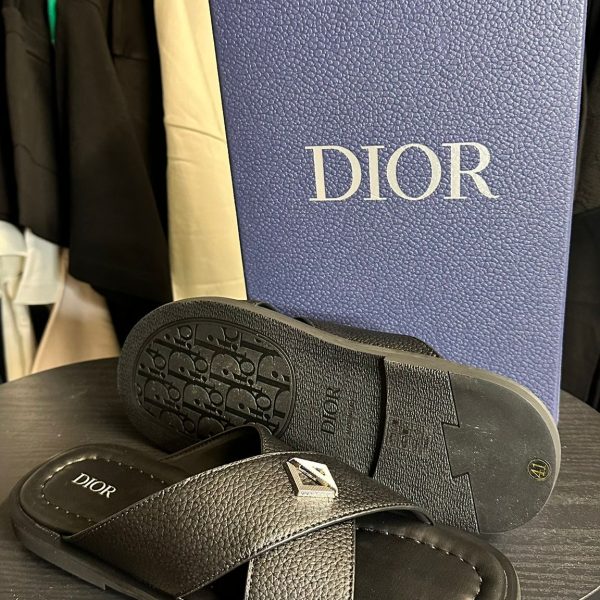 dio slipper